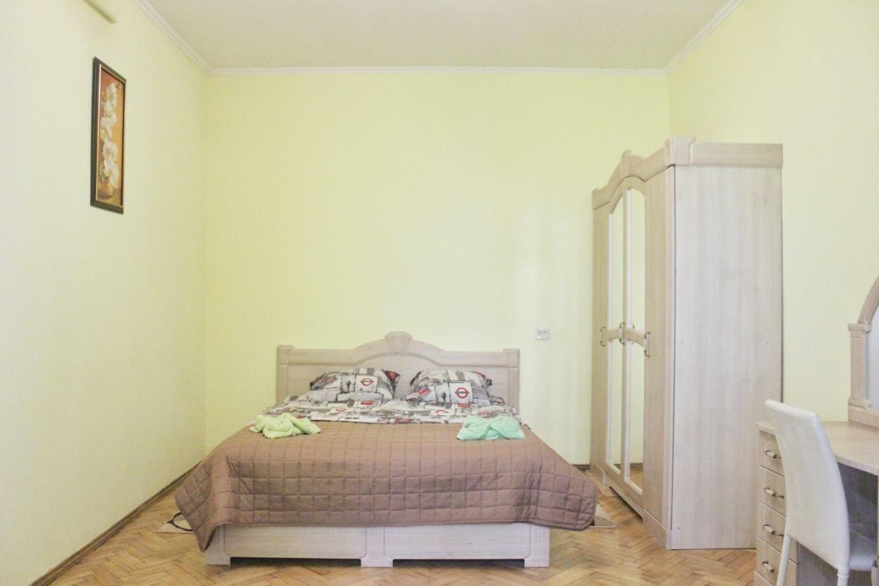 Квартира По Вул.Огієнка 13/5 Leópolis Exterior foto